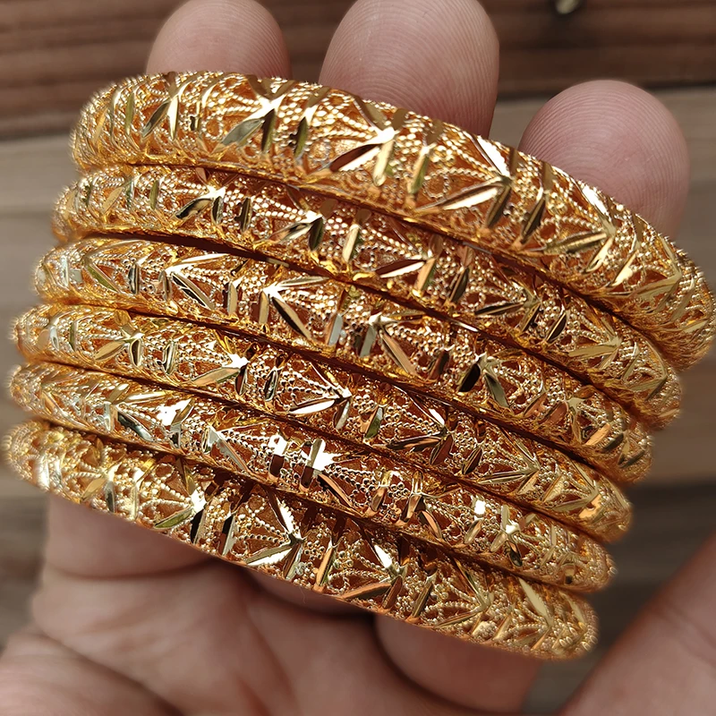 6-Piece Gold Color Bangle Set 1