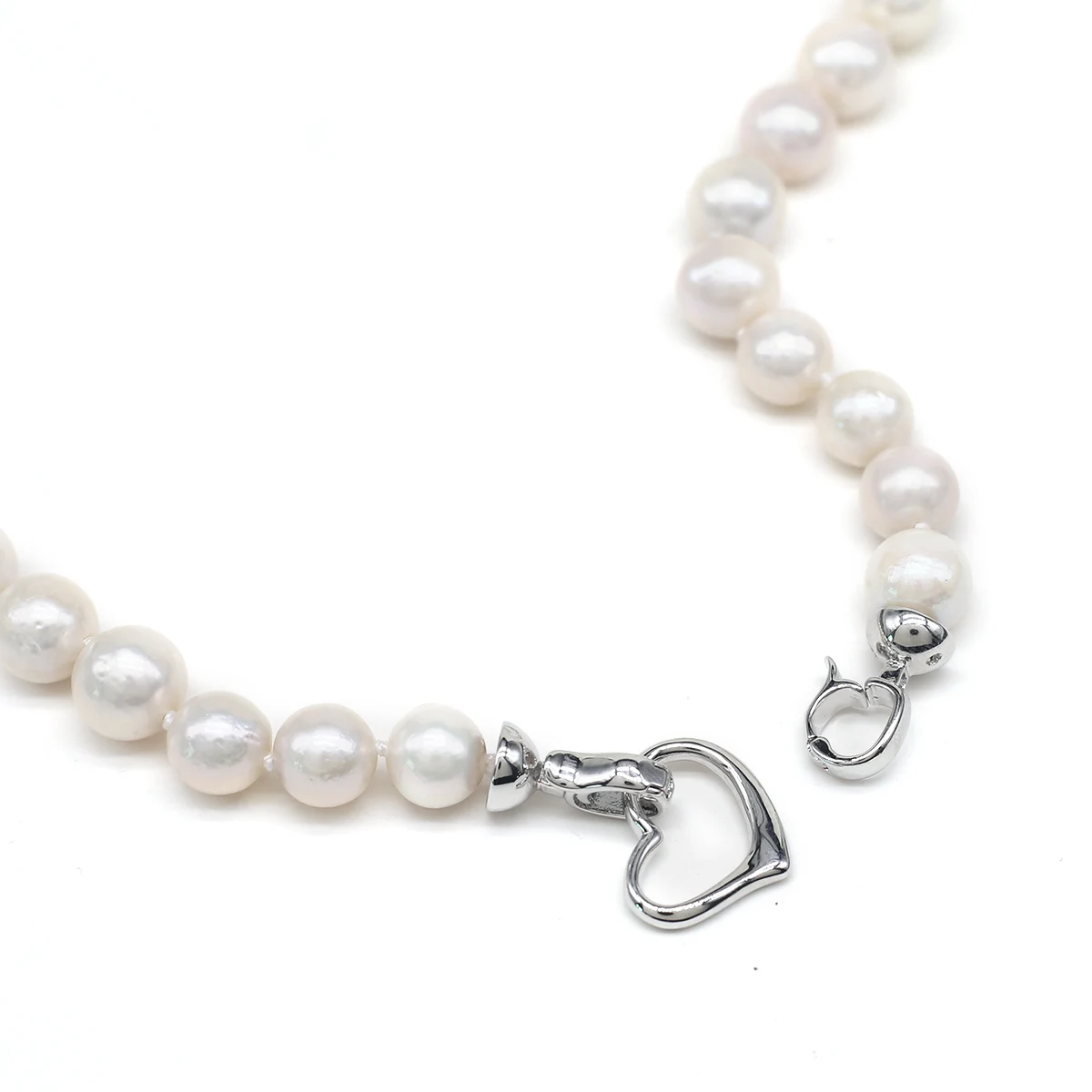 Natural Freshwater Pearl Necklace Round Beads Heart-Shaped Buckle for Woman Handmade Engagement Wedding Jewelry Gift