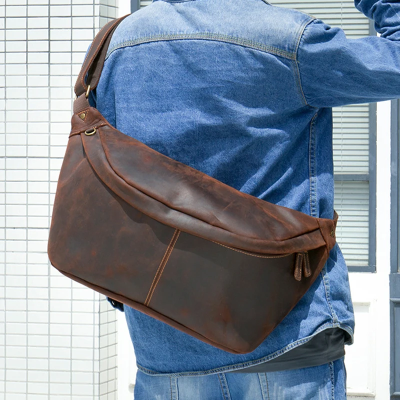 

AETOO Retro commuting casual men's bag Crazy horse leather retro style bag oversized capacity out cross-body chest bag for men