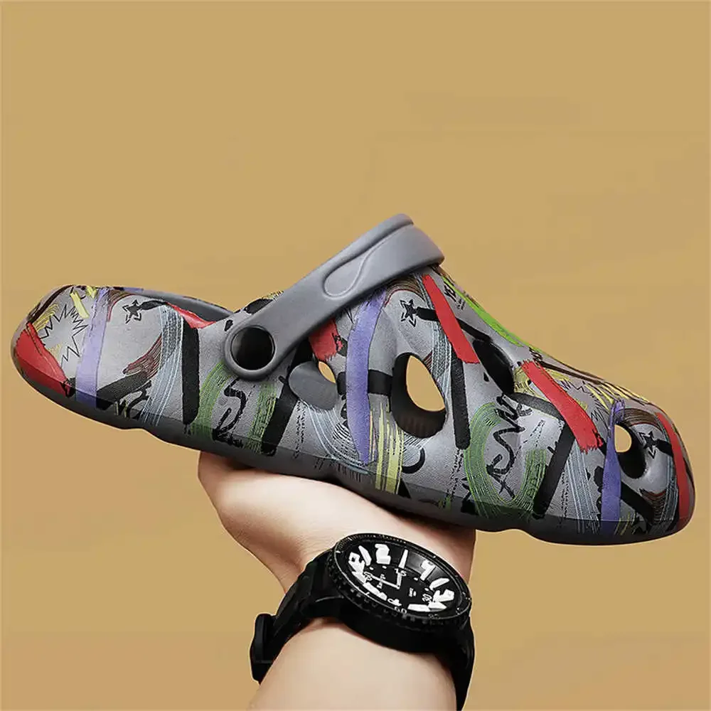 

Босоножки для дома на ремешке сзади для воды, тапки для гостиной, мужская обувь 2024, брендовые кроссовки, спортивная Высококачественная Кепка