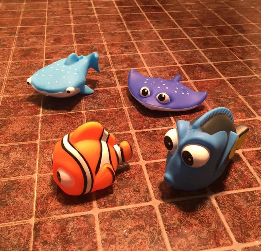 

4PCS/Lot Kids Nemo Bath Toys Soft Rubber Floating Water Spray Bathing Dolls for Children