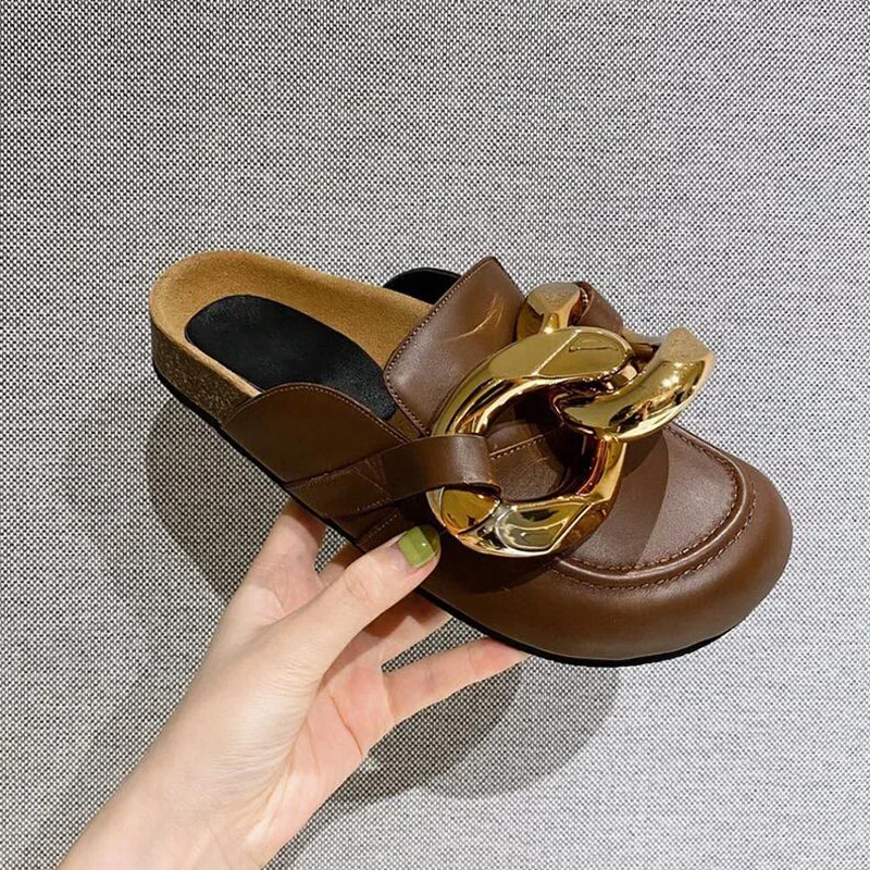 

Летние шлепанцы с закрытым носком, новые Замшевые Кожаные сандалии для женщин, шлепанцы с цепочкой, дизайнерская обувь, мюли, обувь