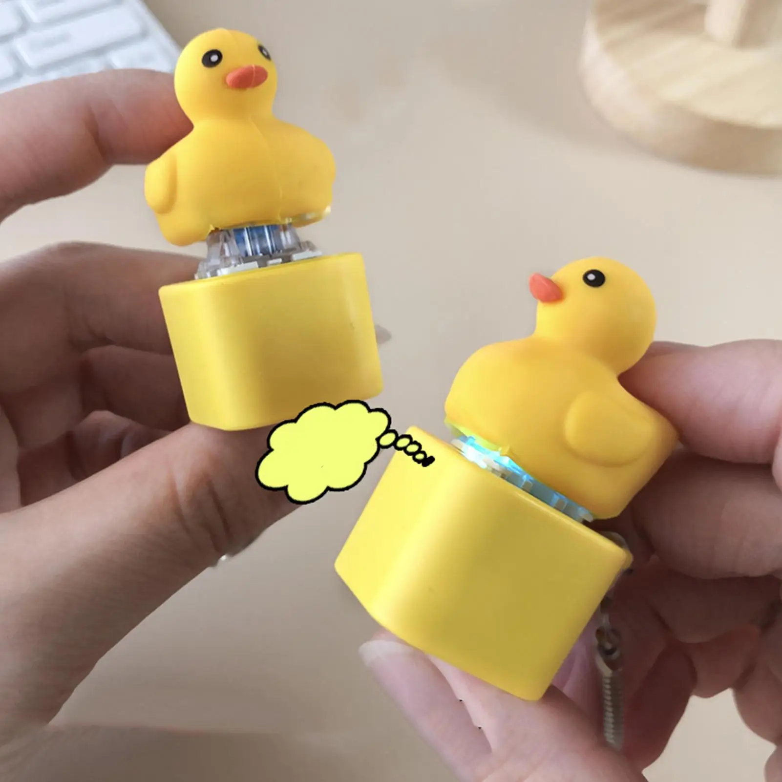 NEW Quacky Duck Keyboard Fidget Toys Keychain Keyboard Decompression Toys Finger Button Clicker Sensory Toys Stress Relief Gifts