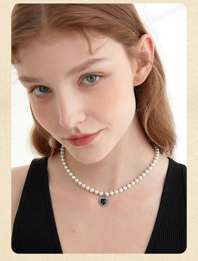 Love Pearl Necklace Women Black Agate Pendant Retro French Necklacechain Sweater Chain Wedding Party Chokers Jewelry Gift