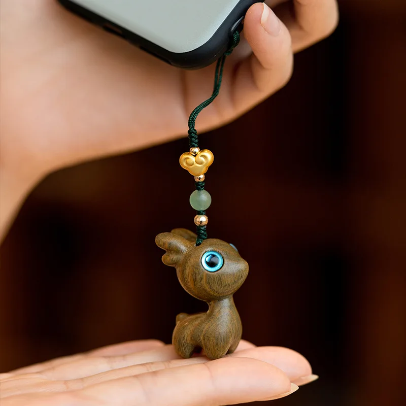 

Make a fortune with deer all the way safe sandalwood fawn car keychain pendant men women cute mobile phone chain creative gift