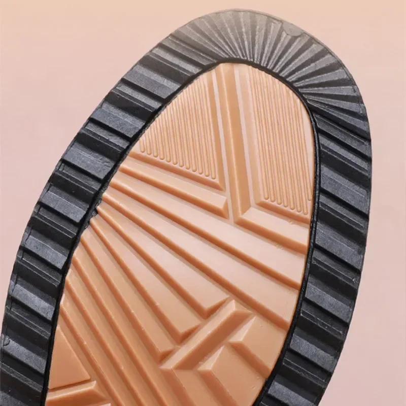 Winter Shoes Women Ankle Boots with Metal Thickened Women's Cotton Shoes Zipper Plush Warm Leather Snow Boots Mother Shoes