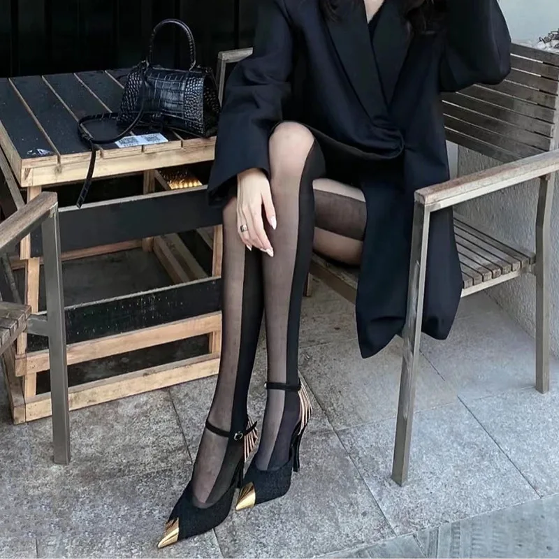 2024 Metal Chain Pointed High Heels, Women's Slim Heels, Niche Sexy Temperament, Wrapped Sandals, Single Shoes