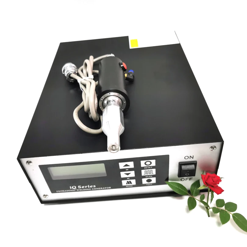 

28KHZ 1000W Handheld Spot Welder Ultrasonic Machine For Auto Spot Welding