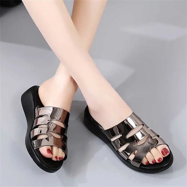 Wholesale casual kids shoes Fancy new arrive summer platform sandals  manufacturers light sole boy and girl flat sandals From m.