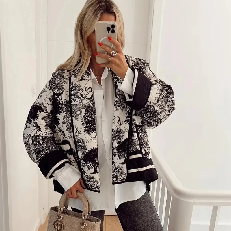 

TRAF Women's Quilted Outerwear Short Padded Jacket Puffa Coats Lightweight Padded Jackets Women's Winter Jacket 2023