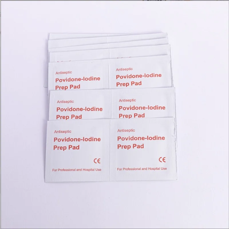 Skin iodine wound disinfection treatment, convenient to carry outdoor sports disaster essential first aid kit supplies