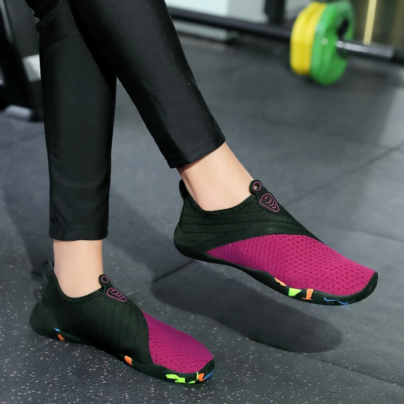 

Women Breathable Water Shoes Swim Footwear Quick Dry Aqua Socks for Surf Yoga Barefoot Shoes Slippers Anti-skid Wading Unisex