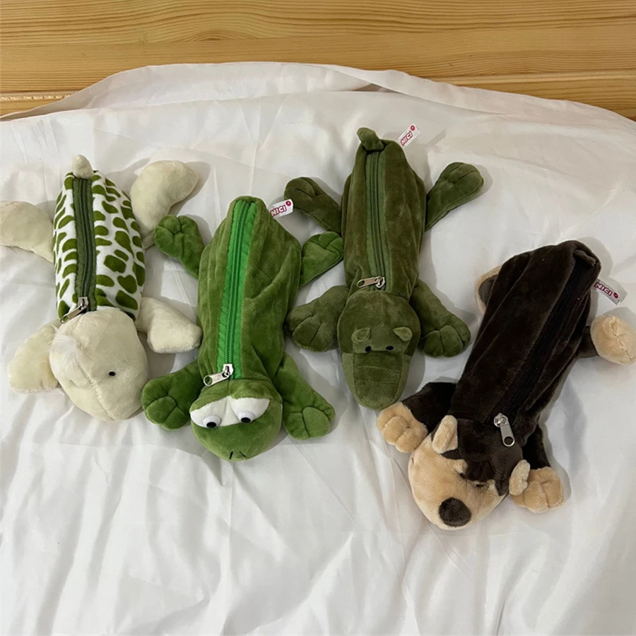 حقيبة أقلام على شكل تمساح من القطيفة على شكل ضفدع...