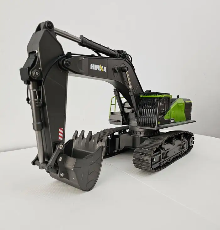 1593 Large remote control engineering vehicle Hydraulic wireless remote control alloy excavator Toy car charging screw excavator