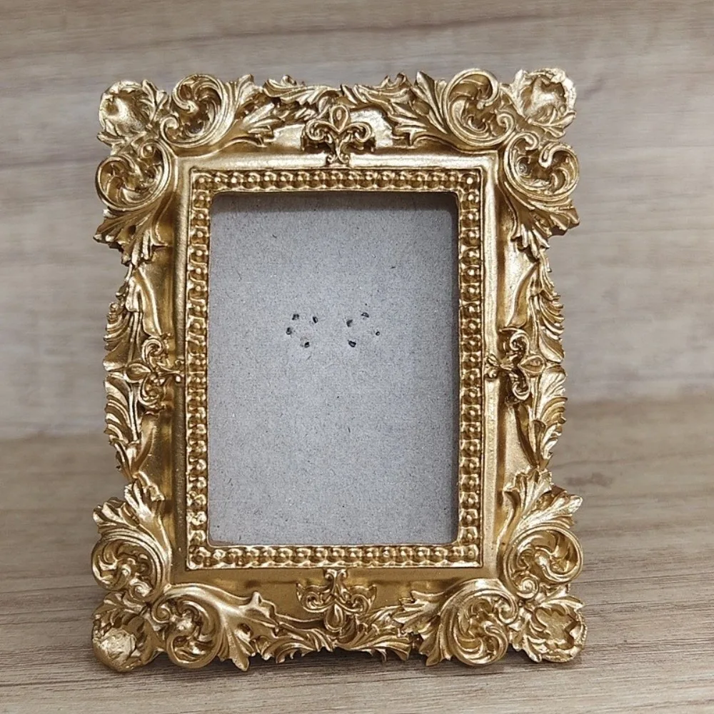 Elegant Vintage Gold Resin Frame - Baroque Desktop Decoration