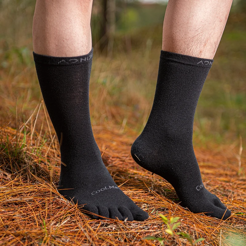 One Pair AONIJIE E4831 Middle Tube Sports Bottoming Socks Thin Stocking Running Fivetoes Socks Toe for Running Hiking
