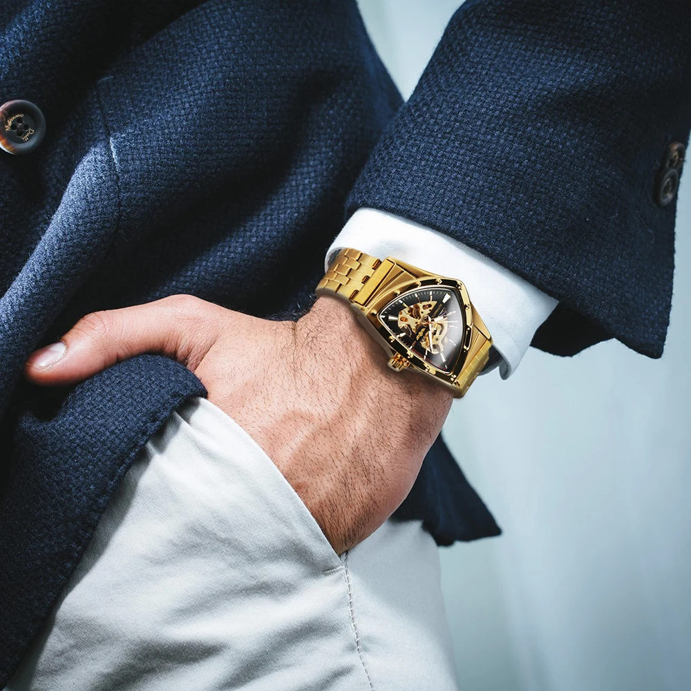 タテオシアン　ウォッチ　カフス　ゴールド WINNER Black Gold Triangle Skeleton Automatic Watch for Men