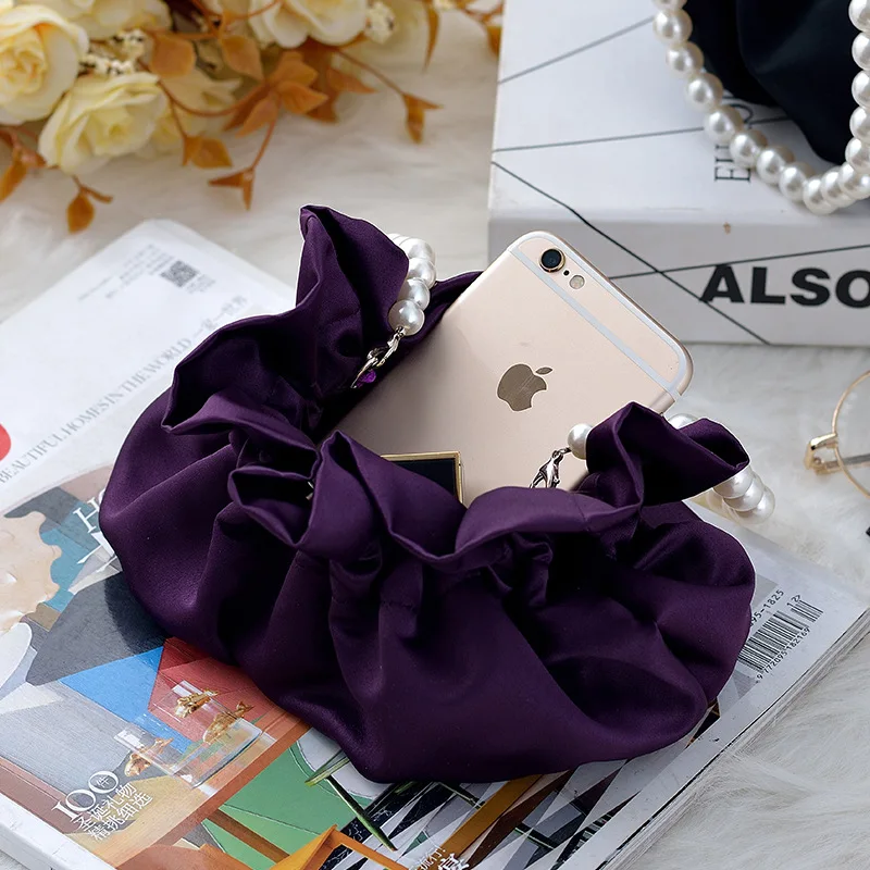 2022 New Women's Handbags Luxury Fashion Pearl Chain Party Bucket Bag Lady Day Small Clutches Purses Wedding Evening Handbag