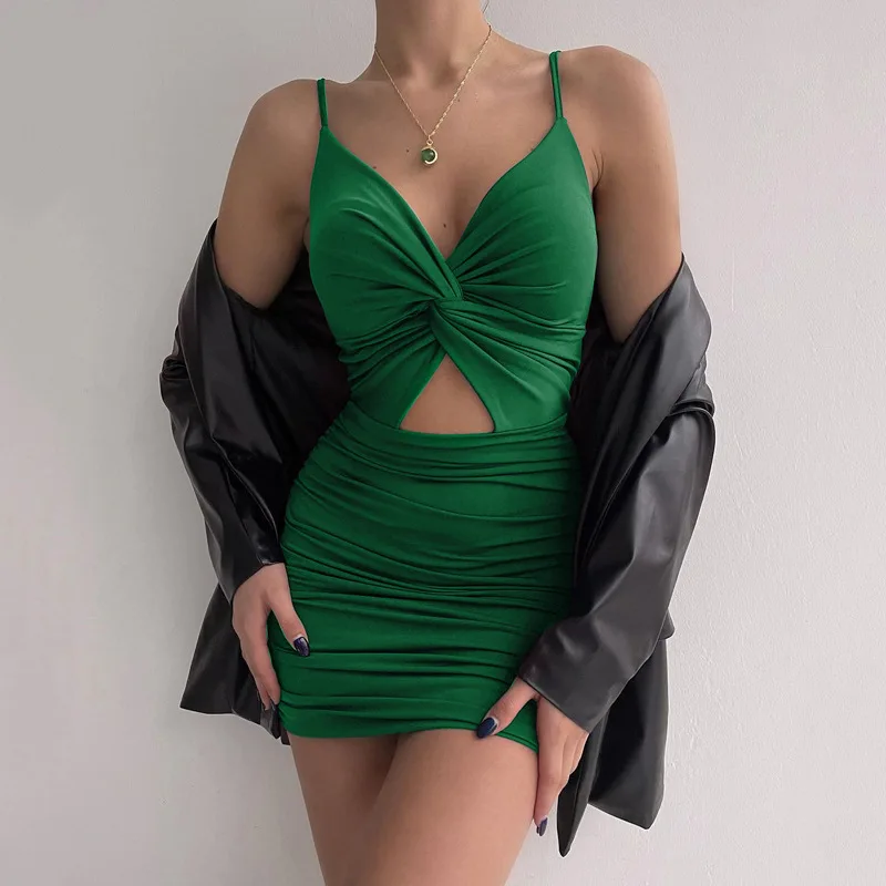 

2023 New Summer Fashion Sexy Hollow Out V-Neck Pleated Strap Women's Dress