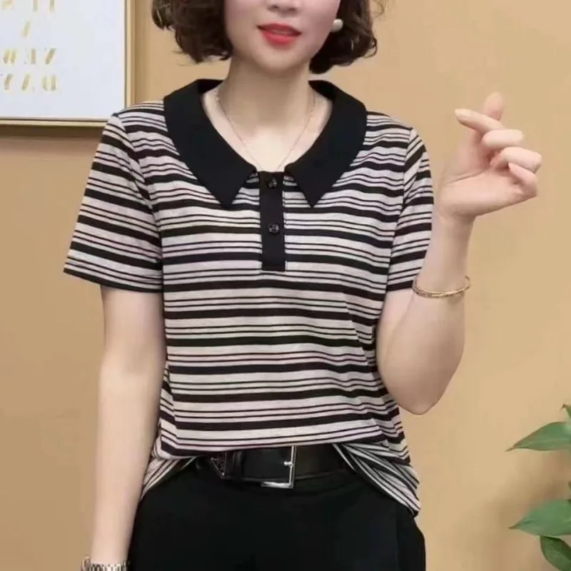

2024 New Summer Elegant Fashion Office Lady T-shirts for Women Loose Knitting High Waist Striped Button Lapels Polyester Tops