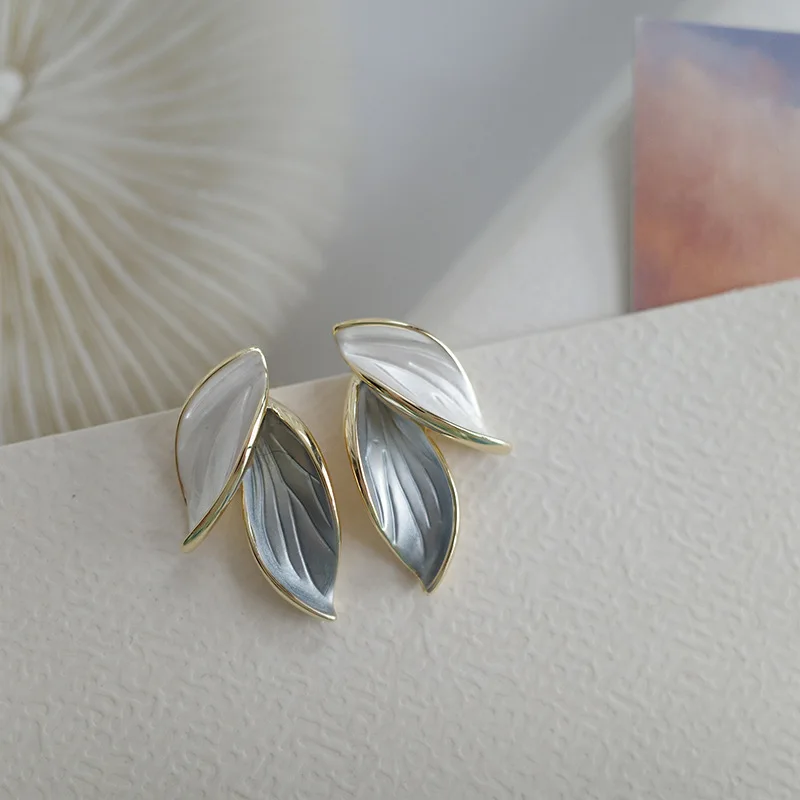 Stud Earrings Korean Metal Leaf Stud Earrings For Women Fashion Jewelry