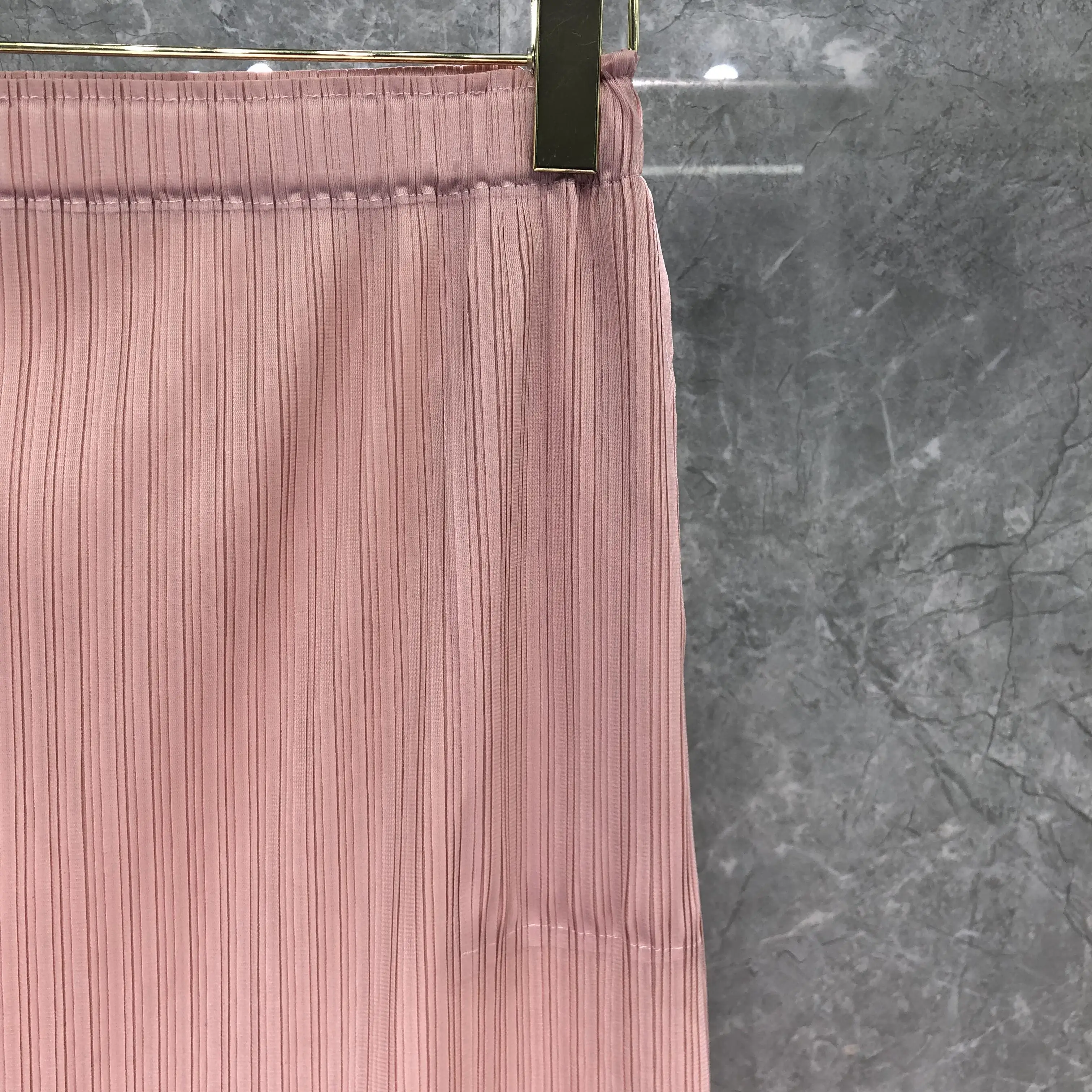 Woman Clothing Miyake Pleated Skirt Retro Buckle Commuting Versatile Elastic Waist Slit A-line Pleated Skirt New Women's Skirt