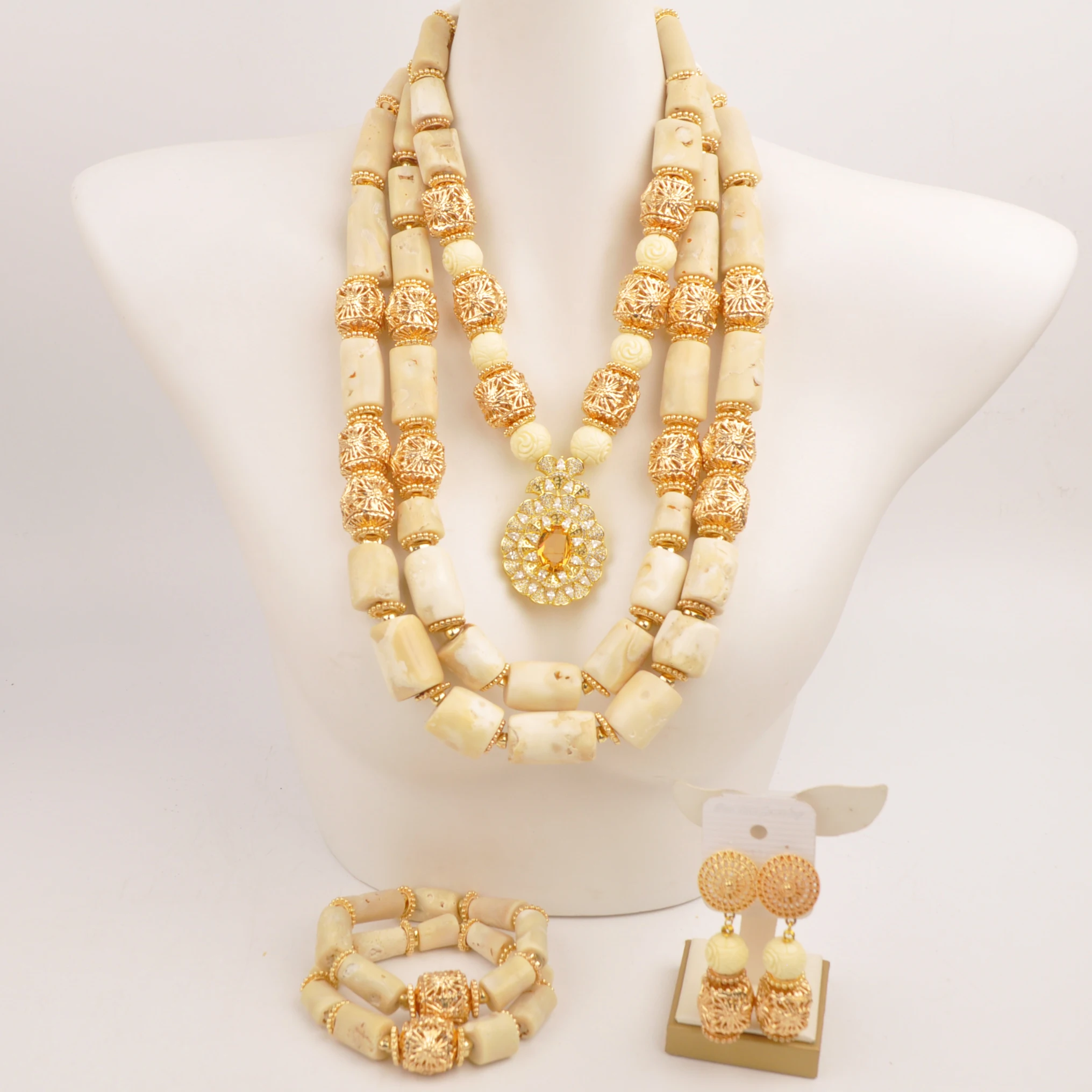 white-natural-coral-beads-jewelry-set-for-bride