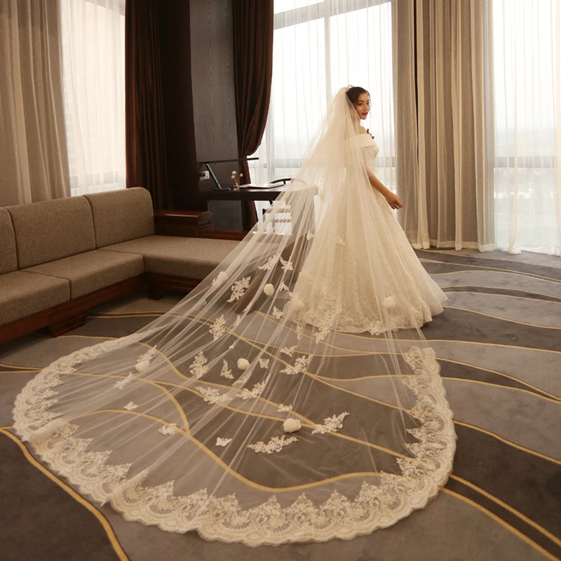 Bride's main wedding dress headdress super long tail high grade white lace wedding headdress