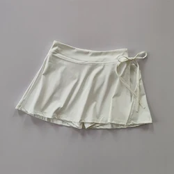 Athletic Quick-Dry Performance Skirt with Pocket and Side Split Hem - S (WHITE)