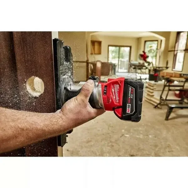 Milwaukee CANADA 18V Li-Ion 2723-20 Brushless Cordless Compact Router (Tool only)