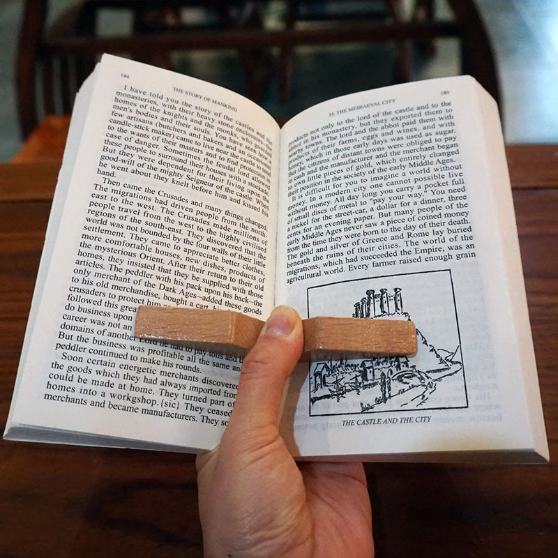 Creative Handmade Thumb Book Page Holder Book Expander Thumb Bookmark Wood Page Spreader Support Office Worker Reading book holder