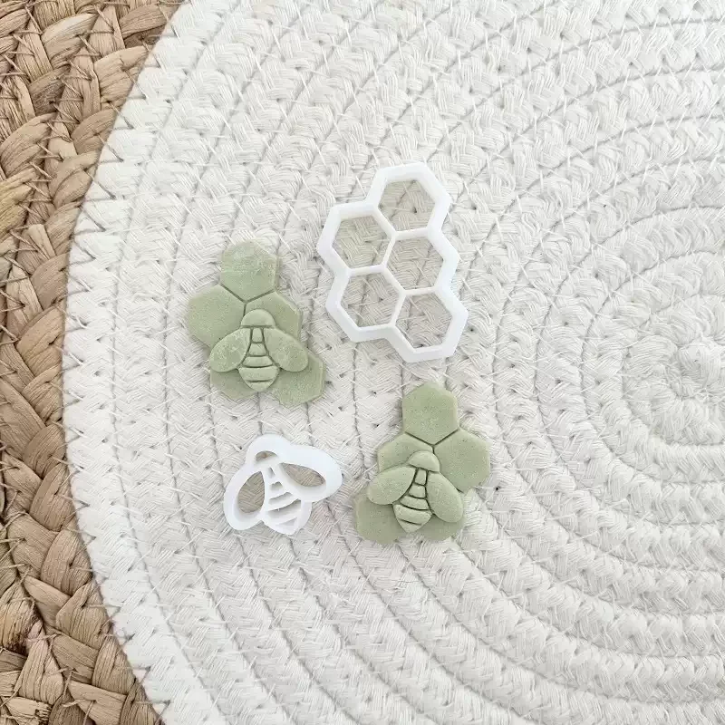 Bee Honeycomb Cookie Cutter Insect Honeybee Pattern Fondant Biscuit Embosser Mold Gingerbread Craft Fondant Cake Decorating Tool