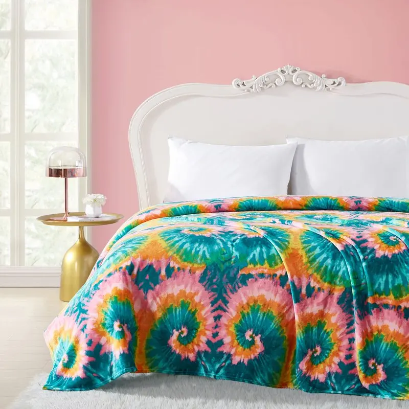 

Dye Love Ultra Soft Plush Full/Queen Blanket