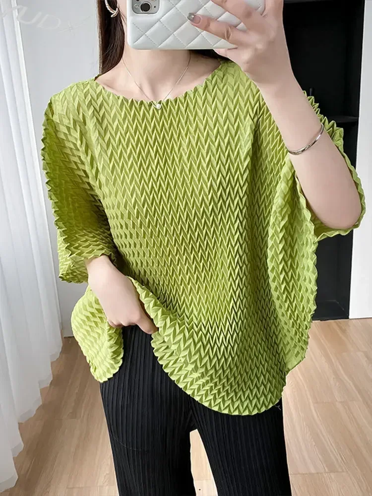 Stretch Pleats 4 Round Neck Top main image 0