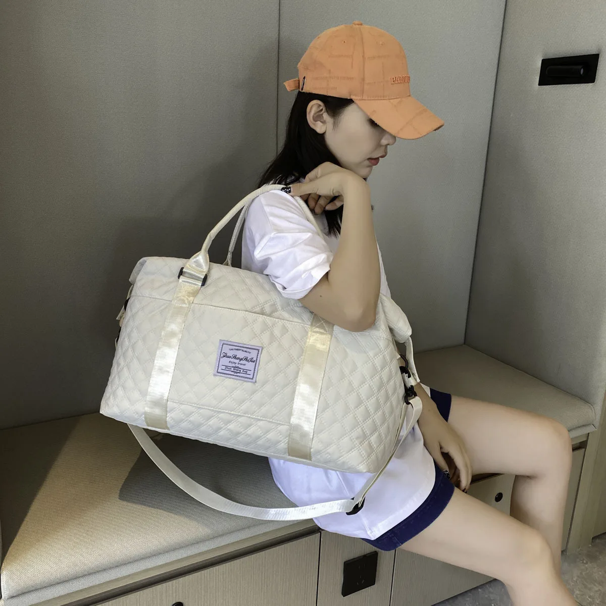 Women Sports Gym Bag Travel Dry Wet Bag Handbag Multifunction Swimming Shoulder Messenger Weekend Fitness Training Bag