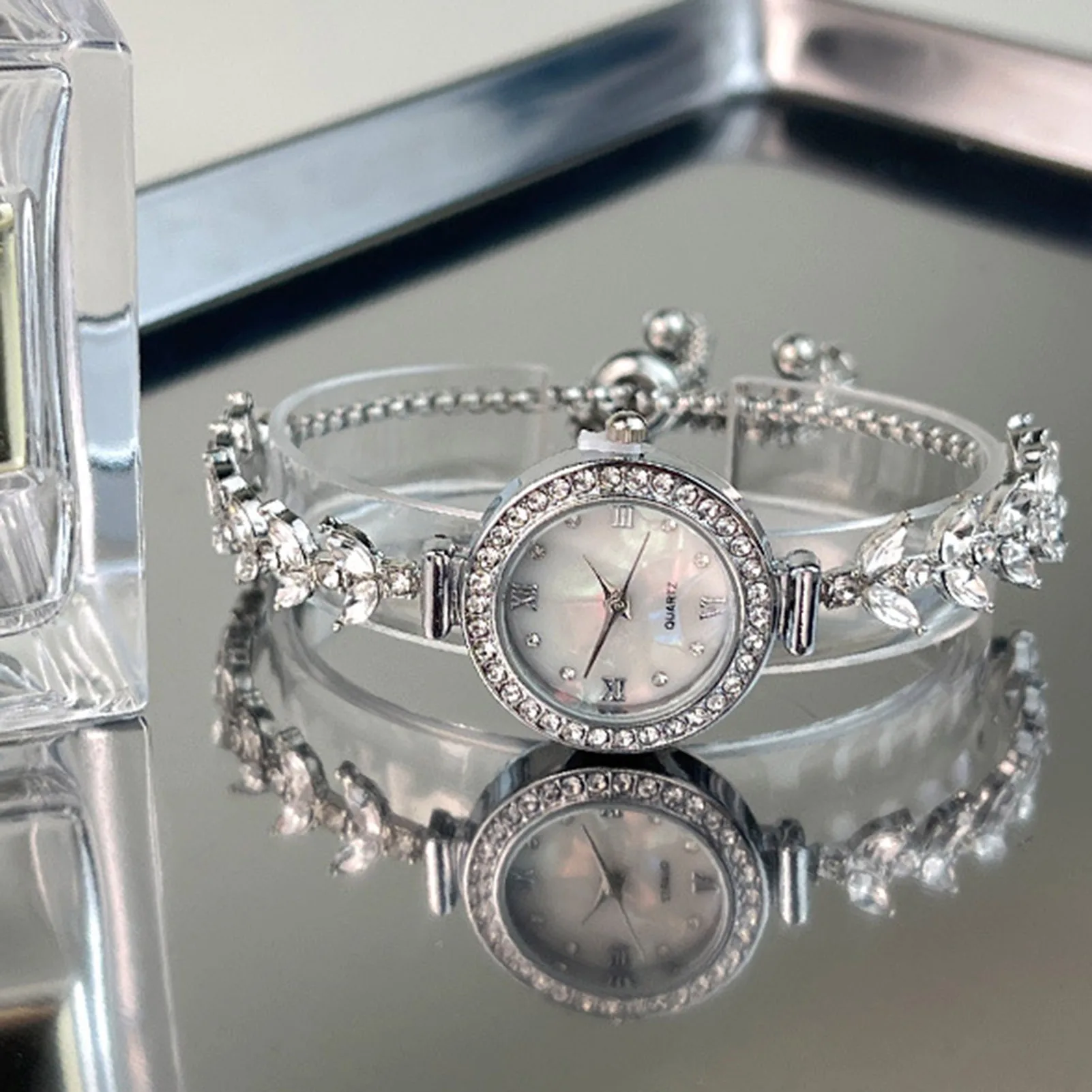 Ladies Wrist Watches Dress Women Crystal Diamond Watches Stainless Steel 9Wh39Wh1