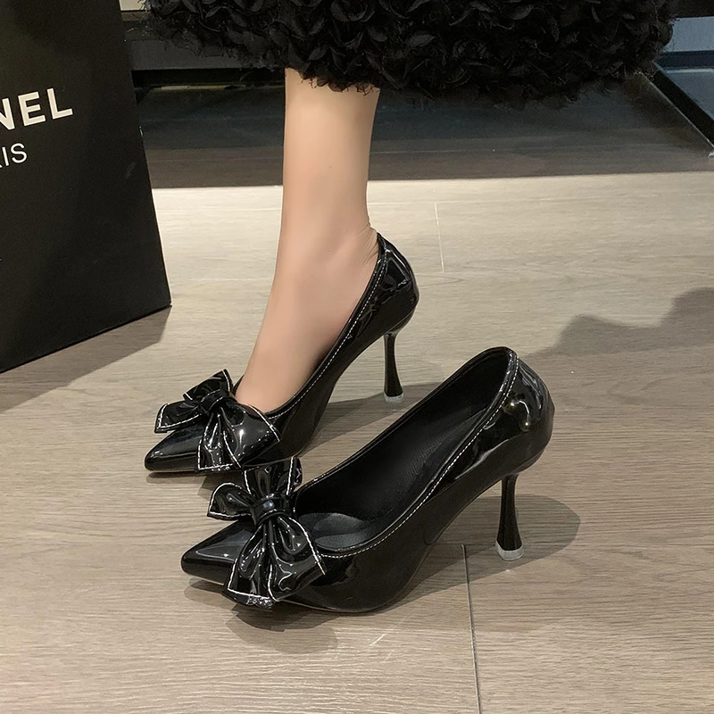 Red Sweet Bowtie Style Pumps Women Slip-On Crystal High Heels Shoes Woman Flock Pointed Toe Elegant Bridal Shoes Women Sandals