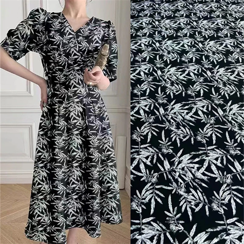 

Beach resort style printed silk stretch crepe de chine summer breathable dress shirt mulberry silk clothing fabric per meter