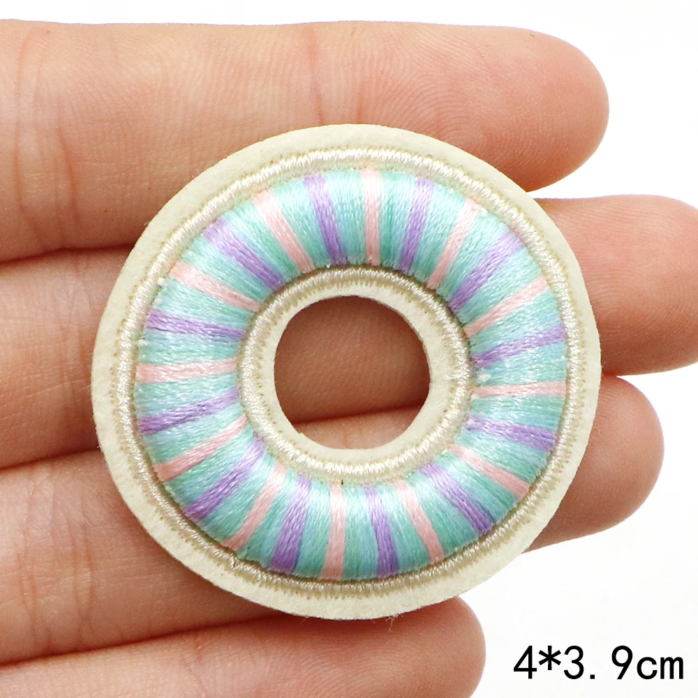 1 Stück 40mm Blau gestreifte A-Z Alphabet-Aufnäher zum Aufbügeln für Kleidung, Applikation, bestickte Aufnäher, DIY, individuelles Namensschild, Deko-Aufkleber – Detail 18