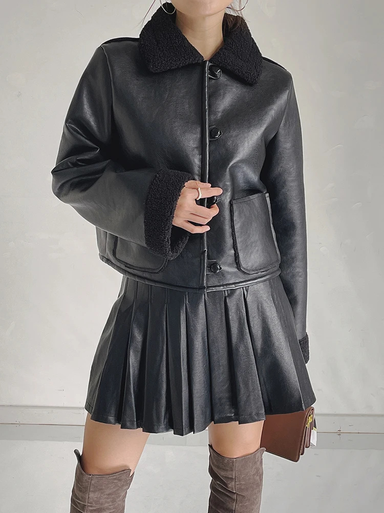 

FTLZZ New Autumn Winter Women Fashion Faux Lamb Leather Fur Jacket Thick Warm Lapel Single Breasted Pockets Short Pu Coat