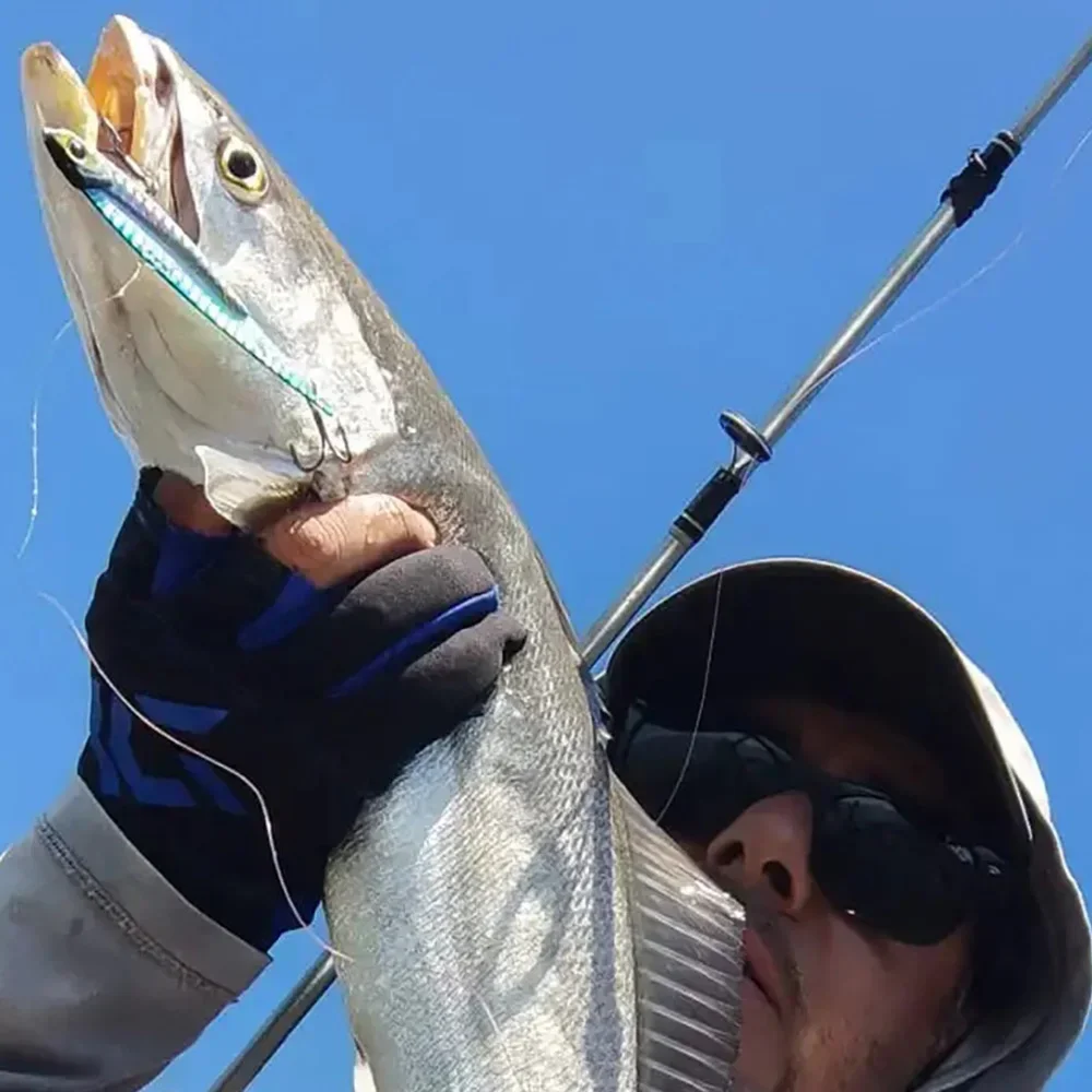 Slide image f8f0337617414c11a6554f4f8652c755