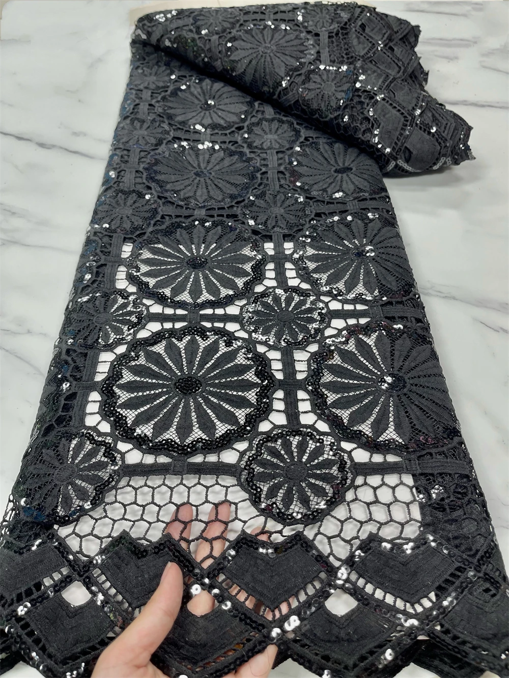 Hot Sale African Cord Lace Fabric Blcak Nigerian Lace Fabric 5 Yards