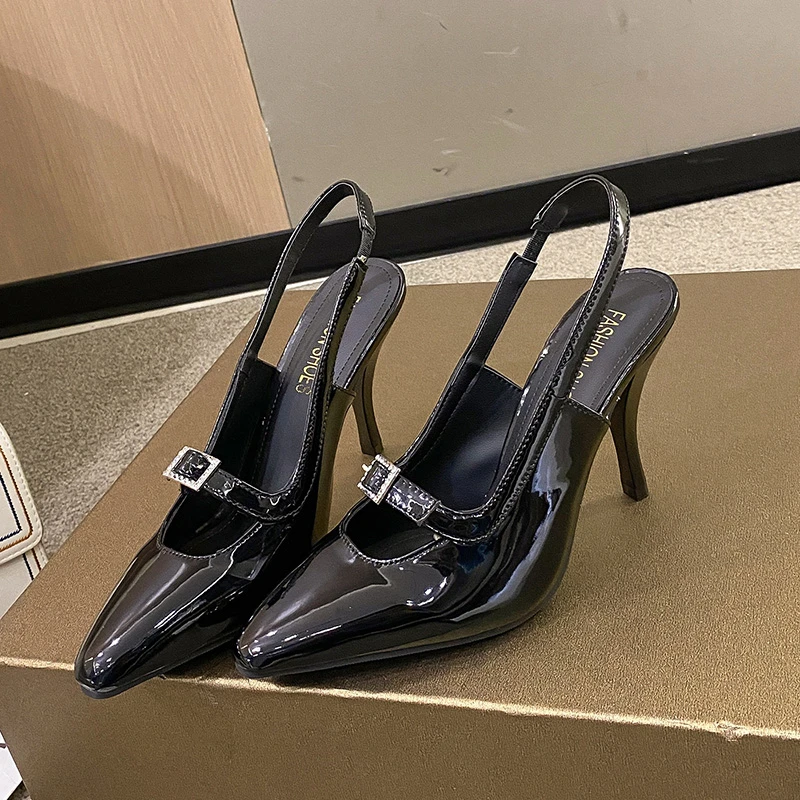 New Luxury Sandals Women Designers Summer High Heel Sandals Buckle Punk Style Stiletto Pointed Toe Sexy Fashion Women's Shoes