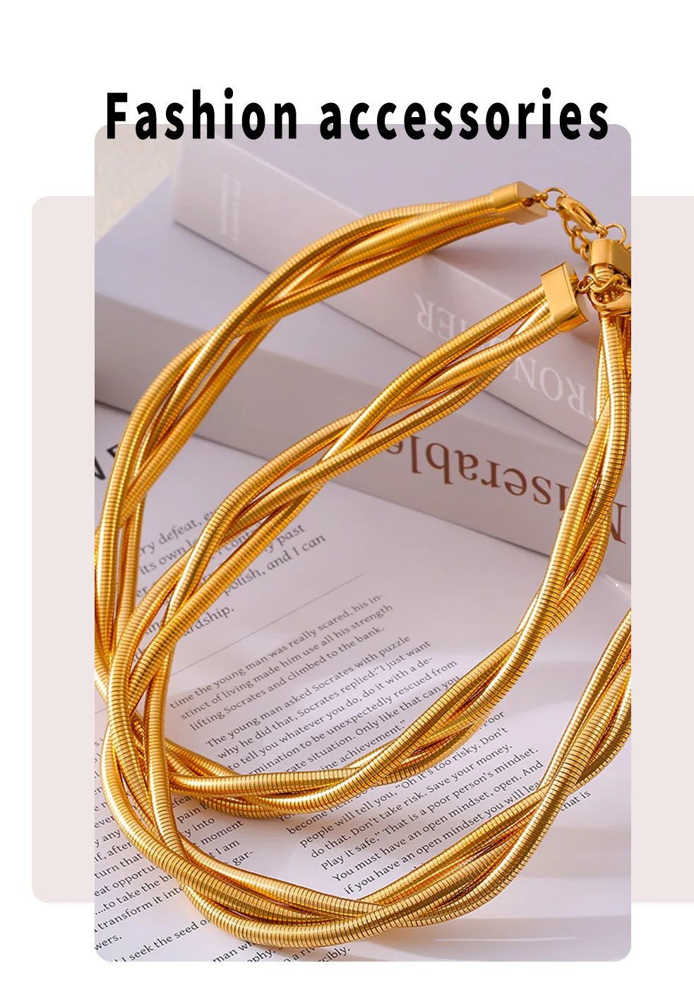Trendige Halskette für Damen, Schlangenkette, vergoldet, 3 Saiten, Designer-Edelstahl, Luxus-Charm, Party-Schmuck, Geschenk im Großhandel – Detail 3