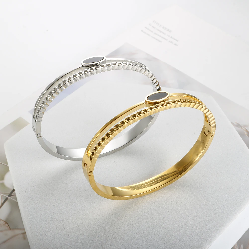 Bangle Bracelet Stainless Steel Bracelet Cuff Bracelets Bangles for Woman Rose Gold Color Stainless Steel Bracelet with Heart Pendant Luxury Jewelry
