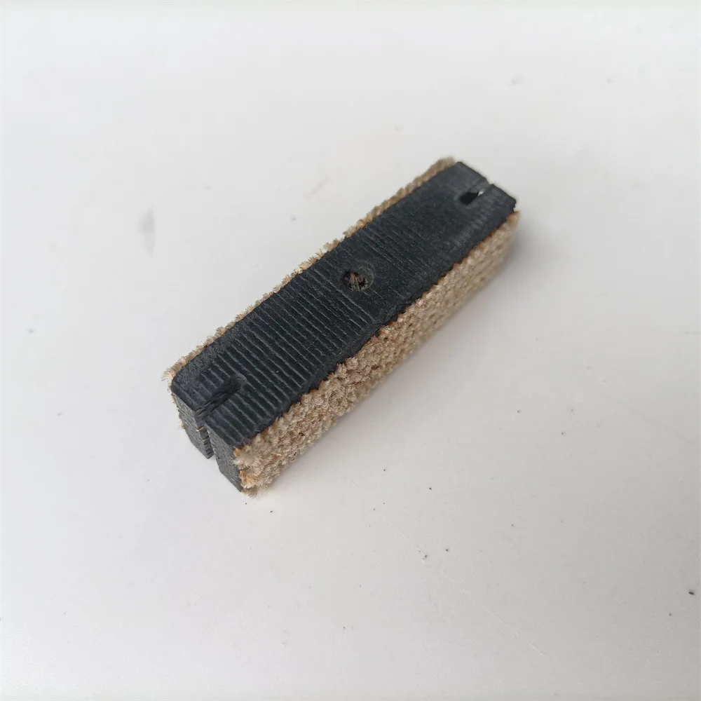50*13*13 FAA470E1 FAA470E Elevator Spare Parts Lift Guide Shoe Felt Door Slider Basement L50mm W13mm H13mm