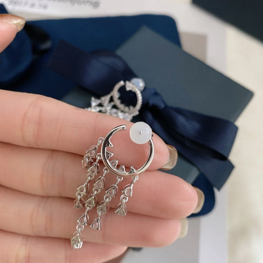 2022 Hot Brand Water Drop Zircon Earrings Earrings Simple And Generous Fashion Versatile Banquet ExquisiteEar Studs