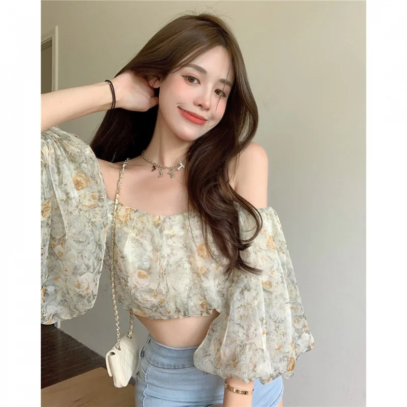

Niche design sense short one-shoulder lantern sleeve chiffon shirt
