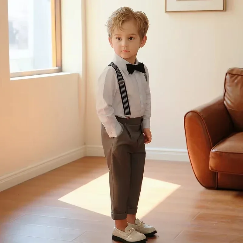 جديد الأبيض وسيم الأولاد الدعاوى لحفلات الزفاف مجموعات جوقة المدرسة أداء وتتسابق 3 4 6 Y الأطفال الحمالات فستان أطفال مع سروال داخلي الصيف