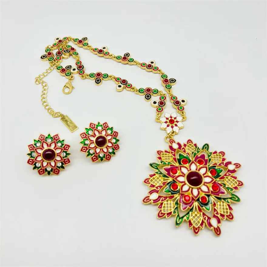 

European and American vintage ethnic style handmade oil dripping flower necklace earrings